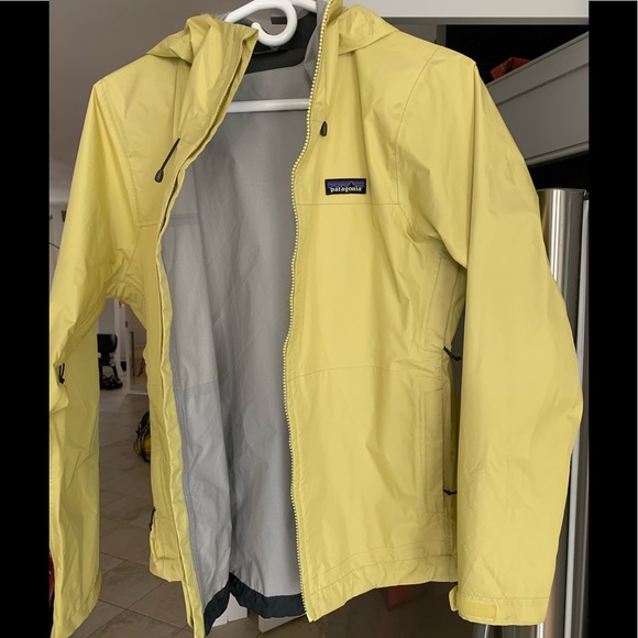 Patagonia Torrentshell Jacket - Picture 9 of 10